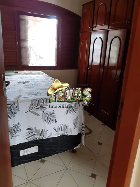 Casa com 3 quartos à venda, 120m2 em Peruibe - SP - imagem 9 Foto 9 de Casa com 3 quartos à venda, 120m2 em Peruibe - SP