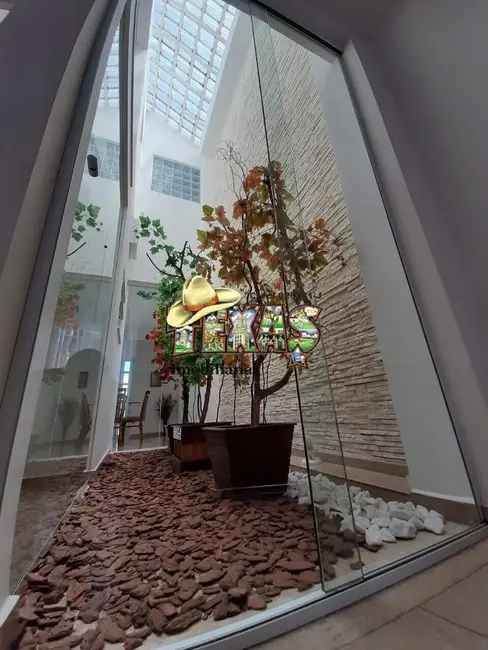 Foto 4 de Sobrado com 3 quartos à venda, 240m2 em Burgo Paulista, São Paulo - SP