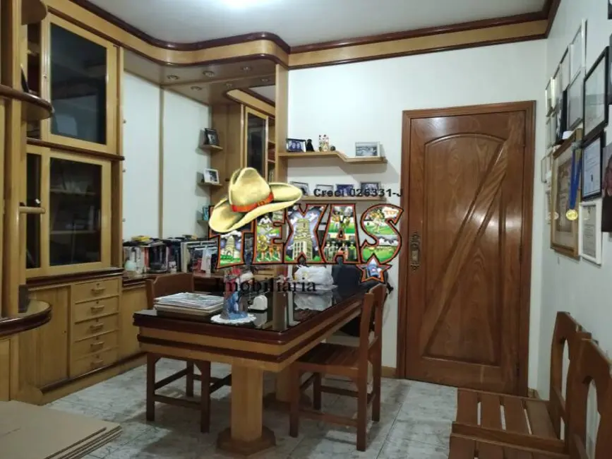 Casa com 6 quartos à venda, 450m2 em Vila Londrina, São Paulo - SP - imagem 3 Foto 3 de Casa com 6 quartos à venda, 450m2 em Vila Londrina, São Paulo - SP