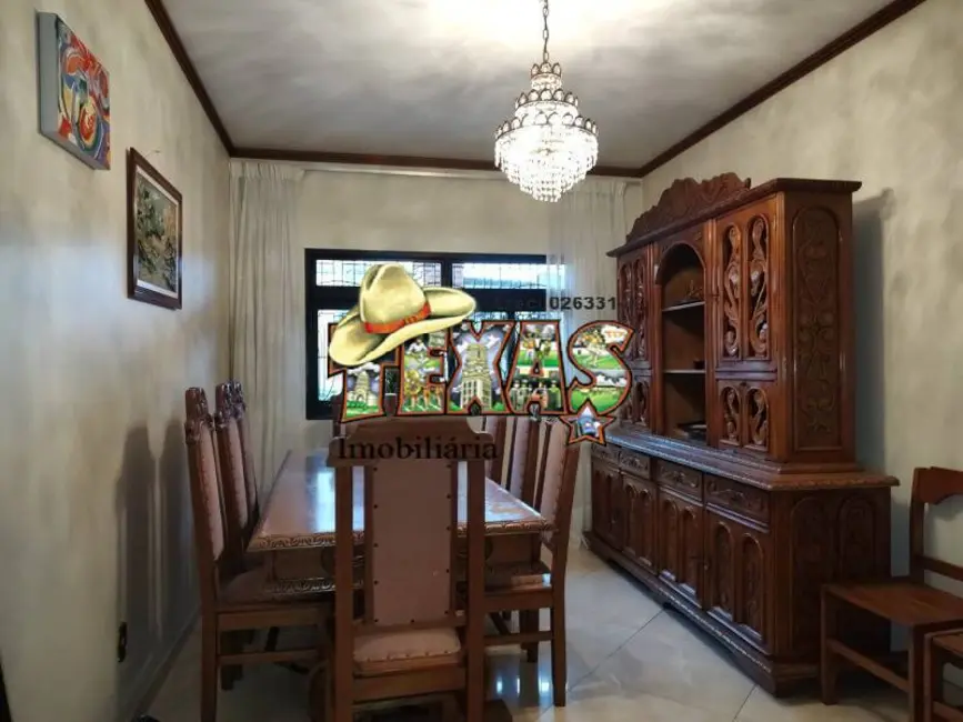 Casa com 6 quartos à venda, 450m2 em Vila Londrina, São Paulo - SP - imagem 2 Foto 2 de Casa com 6 quartos à venda, 450m2 em Vila Londrina, São Paulo - SP