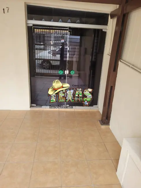 Casa com 2 quartos para alugar, 130m2 em Vila Gomes Cardim, São Paulo - SP - imagem 3 Foto 3 de Casa com 2 quartos para alugar, 130m2 em Vila Gomes Cardim, São Paulo - SP