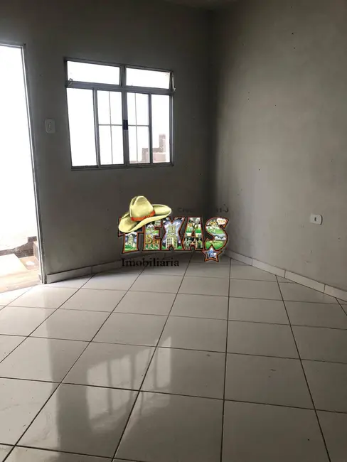 Foto 2 de Casa com 2 quartos para alugar, 60m2 em Itaquera, São Paulo - SP