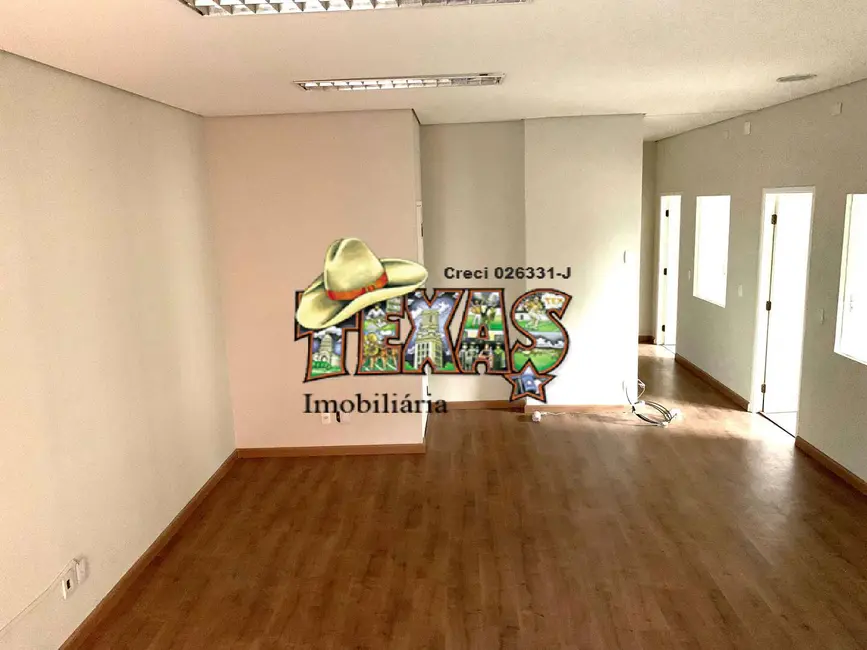Foto 1 de Sala Comercial para alugar, 33m2 em Vila Suzana, São Paulo - SP