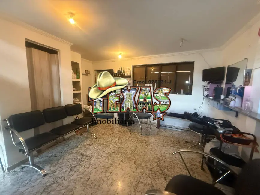 Foto 2 de Casa com 8 quartos à venda, 100m2 em Jardim Etelvina, São Paulo - SP