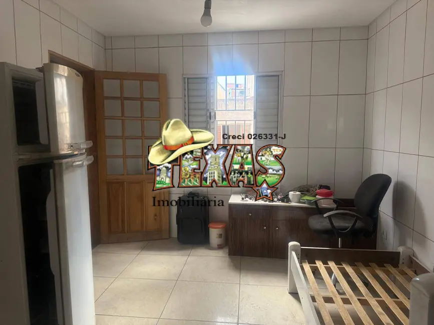 Foto 1 de Casa com 8 quartos à venda, 100m2 em Jardim Etelvina, São Paulo - SP