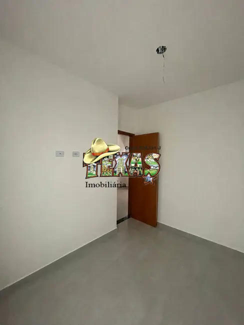 Foto 4 de Apartamento com 2 quartos à venda, 35m2 em Vila Nhocune, São Paulo - SP