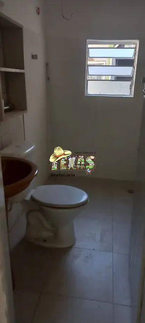 Foto 2 de Casa com 2 quartos para alugar, 70m2 em Jardim Itapemirim, São Paulo - SP