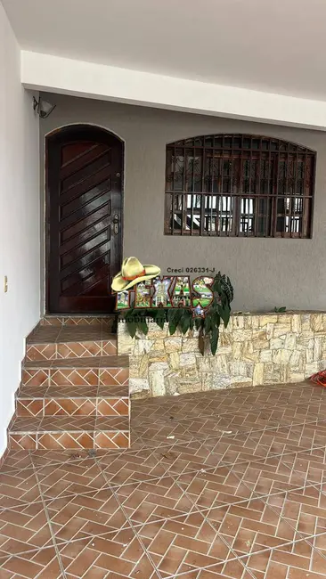 Sobrado com 2 quartos à venda, 180m2 em Parque Cruzeiro do Sul, São Paulo - SP - imagem 2 Foto 2 de Sobrado com 2 quartos à venda, 180m2 em Parque Cruzeiro do Sul, São Paulo - SP