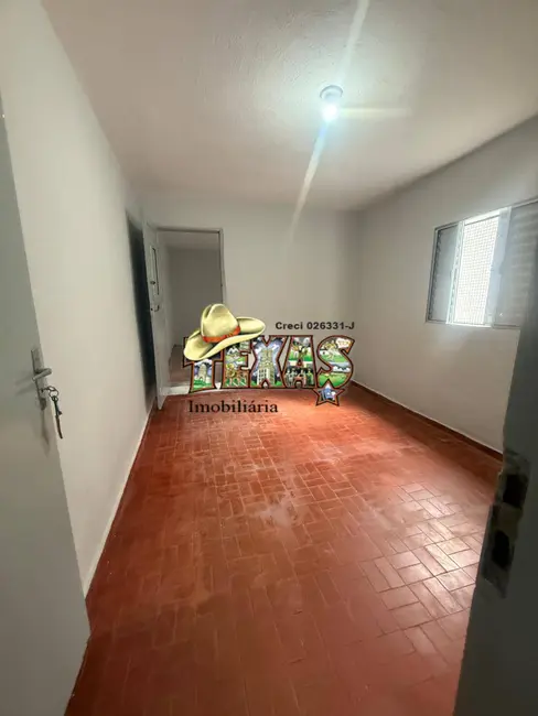 Foto 4 de Casa com 3 quartos para alugar, 100m2 em Jardim Itapemirim, São Paulo - SP