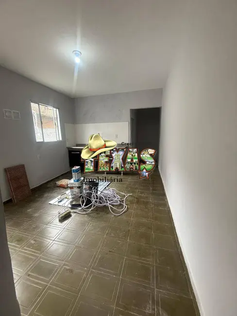 Foto 8 de Casa com 3 quartos para alugar, 100m2 em Jardim Itapemirim, São Paulo - SP