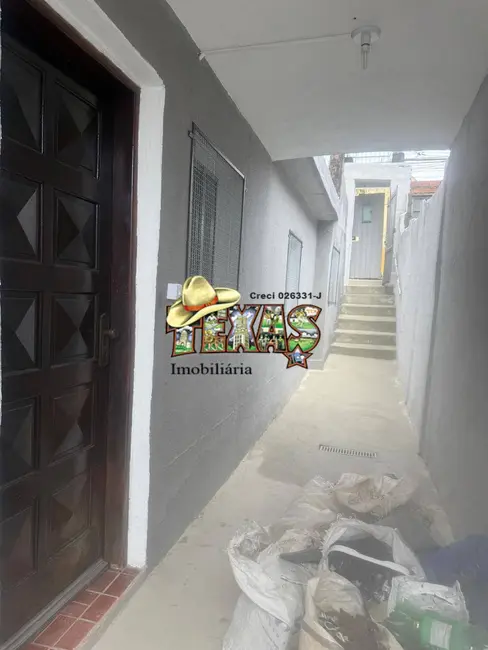 Foto 1 de Casa com 3 quartos para alugar, 100m2 em Jardim Itapemirim, São Paulo - SP