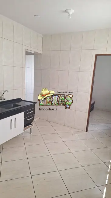 Casa com 1 quarto para alugar, 30m2 em Itaquera, São Paulo - SP - imagem 5 Foto 5 de Casa com 1 quarto para alugar, 30m2 em Itaquera, São Paulo - SP