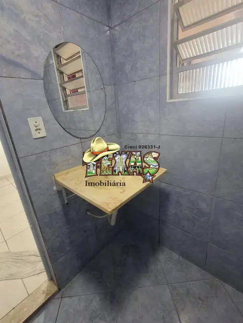 Foto 5 de Casa com 2 quartos para alugar, 32m2 em Jardim Adelaide, São Paulo - SP