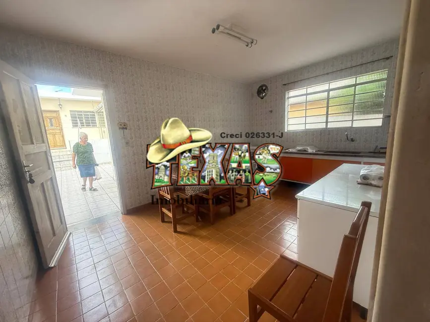 Foto 4 de Casa com 3 quartos à venda, 300m2 em Cidade Antônio Estevão de Carvalho, São Paulo - SP