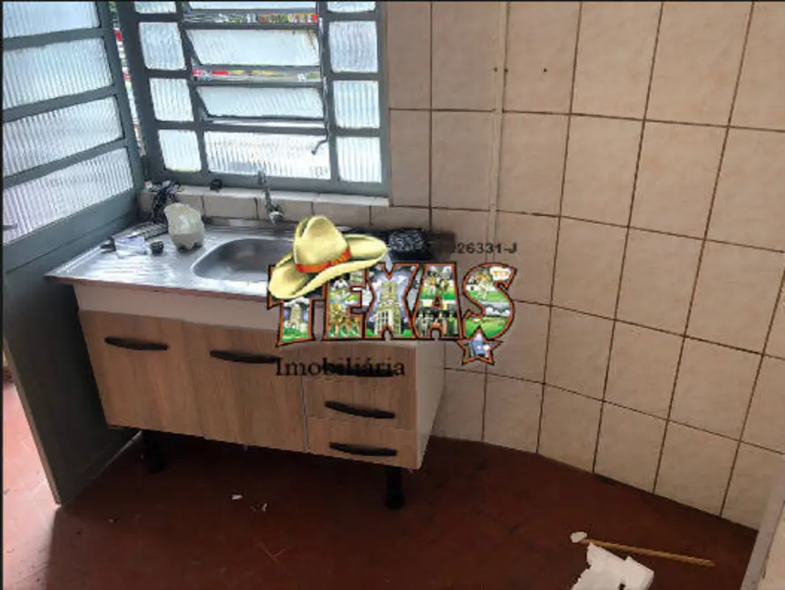 Foto 2 de Casa com 1 quarto para alugar, 20m2 em Vila Campanela, São Paulo - SP