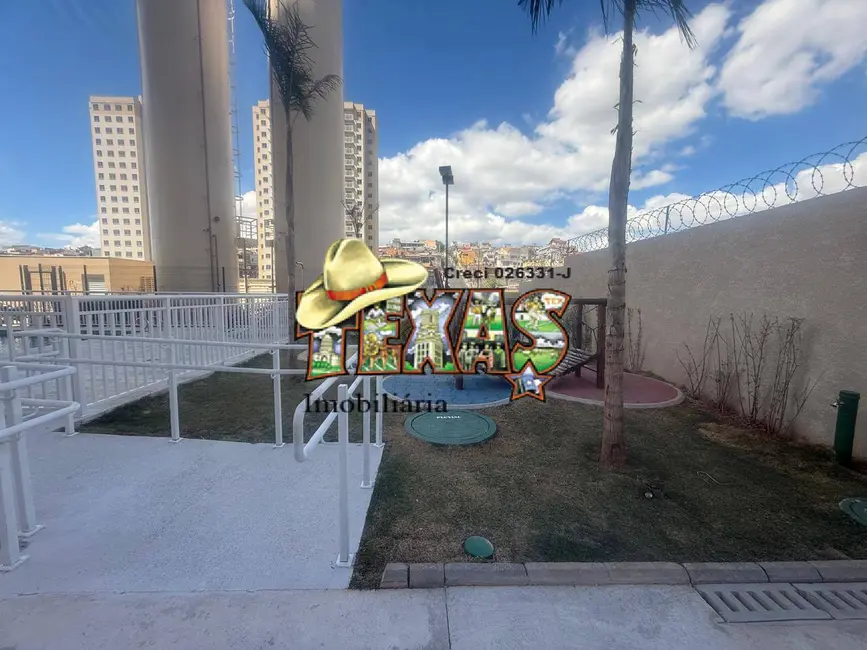 Foto 4 de Apartamento com 2 quartos para alugar, 32m2 em Vila Carmosina, São Paulo - SP