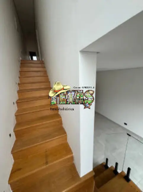 Casa de Condomínio com 3 quartos à venda, 150m2 em Santana De Parnaiba - SP - imagem 4 Foto 4 de Casa de Condomínio com 3 quartos à venda, 150m2 em Santana De Parnaiba - SP