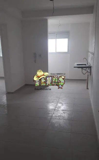 Foto 4 de Apartamento com 2 quartos para alugar, 38m2 em Parque das Paineiras, São Paulo - SP