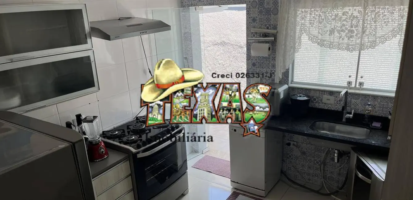 Foto 9 de Casa com 4 quartos à venda, 206m2 em Peruibe - SP