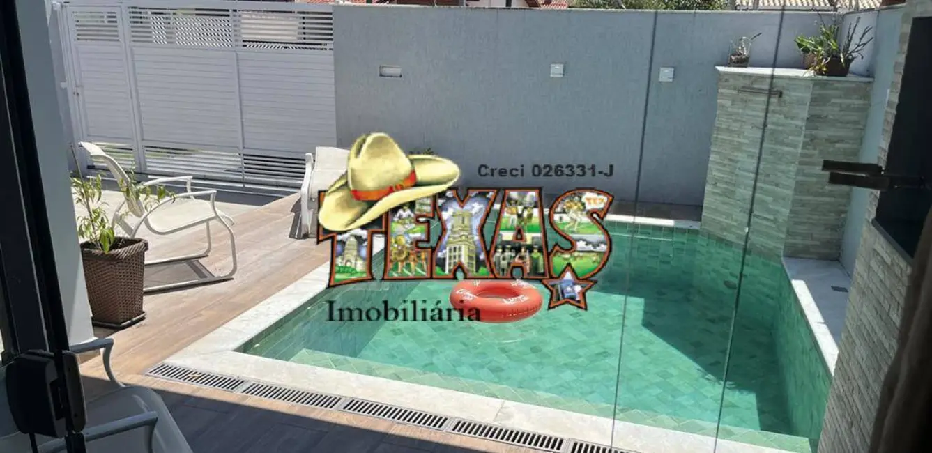 Foto 1 de Casa com 4 quartos à venda, 206m2 em Peruibe - SP