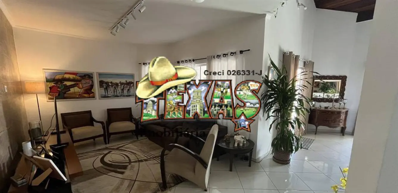 Foto 6 de Casa com 4 quartos à venda, 206m2 em Peruibe - SP