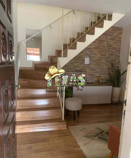 Sobrado com 3 quartos à venda, 100m2 em Vila Jacuí, São Paulo - SP - imagem 2 Foto 2 de Sobrado com 3 quartos à venda, 100m2 em Vila Jacuí, São Paulo - SP