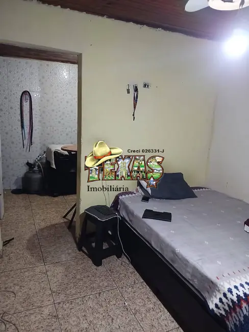 Casa com 1 quarto à venda, 50m2 em Itaquera, São Paulo - SP - imagem 1 Foto 1 de Casa com 1 quarto à venda, 50m2 em Itaquera, São Paulo - SP