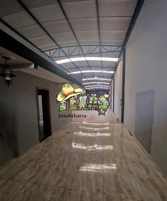 Foto 1 de Armazém / Galpão à venda, 400m2 em Centro, Suzano - SP