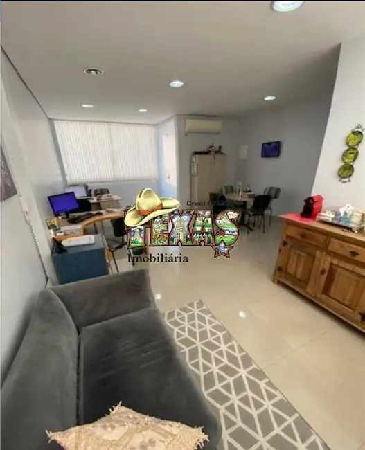 Sobrado com 3 quartos à venda, 270m2 em Vila Carrão, São Paulo - SP - imagem 9 Foto 9 de Sobrado com 3 quartos à venda, 270m2 em Vila Carrão, São Paulo - SP