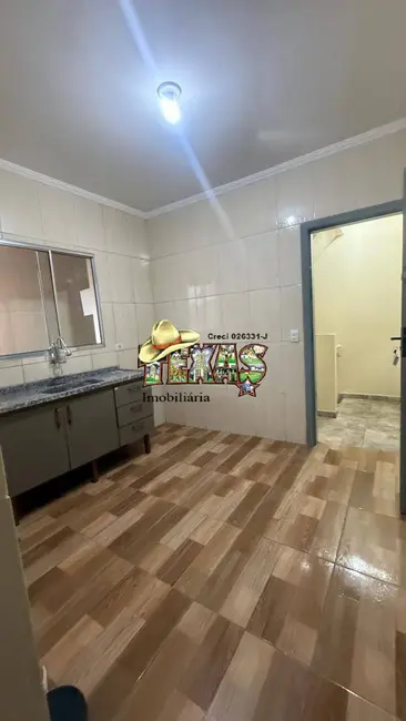 Casa com 2 quartos para alugar, 70m2 em Vila Ré, São Paulo - SP - imagem 1 Foto 1 de Casa com 2 quartos para alugar, 70m2 em Vila Ré, São Paulo - SP