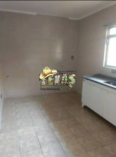Sobrado com 6 quartos para alugar, 250m2 em Jardim Estela, Poa - SP - imagem 5 Foto 5 de Sobrado com 6 quartos para alugar, 250m2 em Jardim Estela, Poa - SP