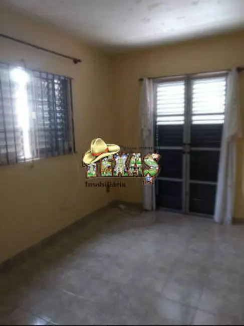 Sobrado com 6 quartos para alugar, 250m2 em Jardim Estela, Poa - SP - imagem 8 Foto 8 de Sobrado com 6 quartos para alugar, 250m2 em Jardim Estela, Poa - SP