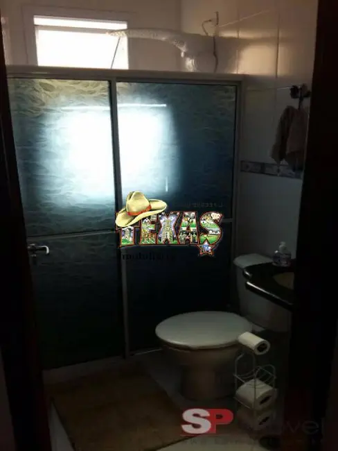 Sobrado com 3 quartos à venda, 90m2 em Itaquera, São Paulo - SP - imagem 4 Foto 4 de Sobrado com 3 quartos à venda, 90m2 em Itaquera, São Paulo - SP