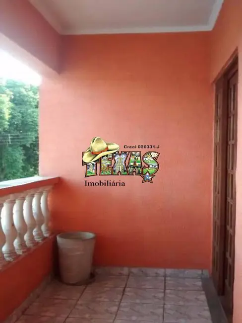 Sobrado com 4 quartos à venda, 178m2 em Jardim São José, Poa - SP - imagem 4 Foto 4 de Sobrado com 4 quartos à venda, 178m2 em Jardim São José, Poa - SP