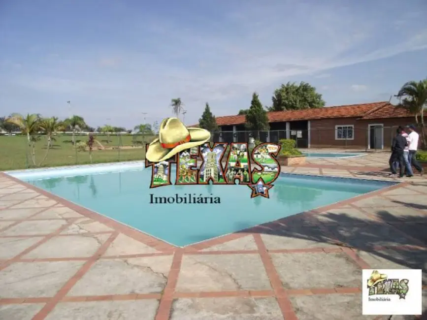 Foto 8 de Terreno / Lote à venda, 289m2 em Centro, Bofete - SP