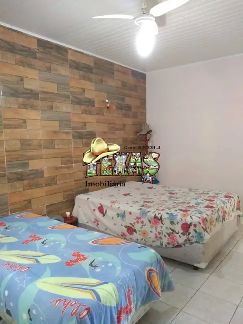 Foto 5 de Casa com 3 quartos à venda, 185m2 em Itanhaem - SP