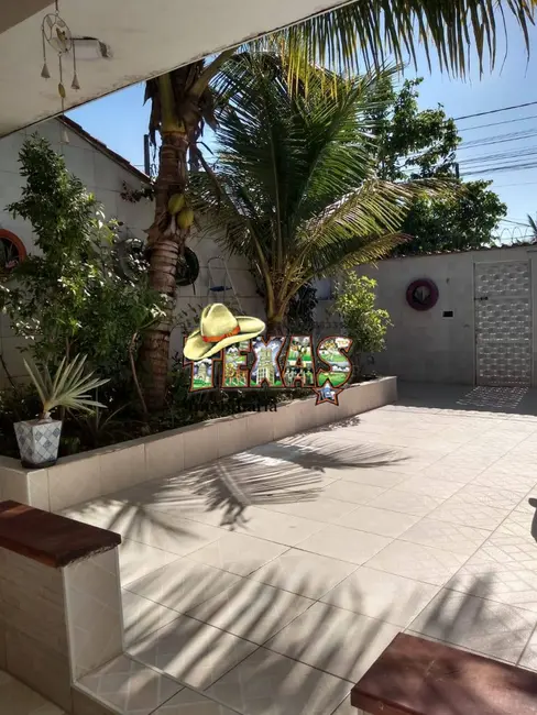 Foto 9 de Casa com 3 quartos à venda, 185m2 em Itanhaem - SP