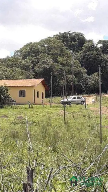 Fazenda / Haras com 3 quartos à venda, 120m2 em Oliveira - MG - imagem 3 Foto 3 de Fazenda / Haras com 3 quartos à venda, 120m2 em Oliveira - MG