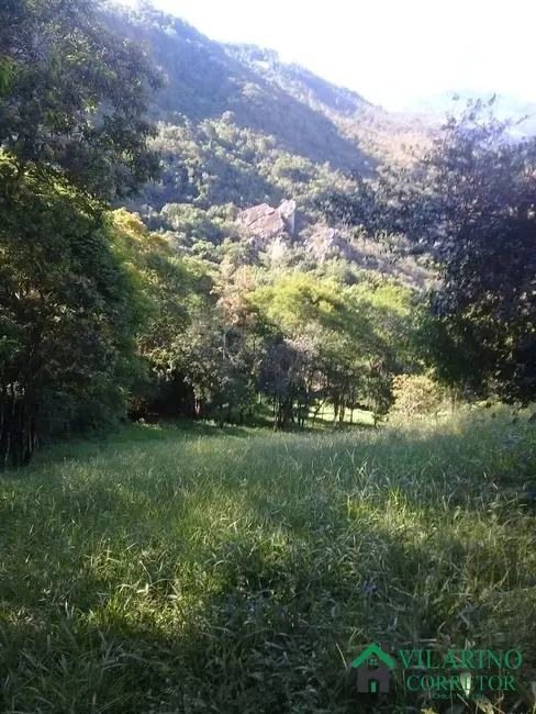 Sítio / Rancho com 3 quartos à venda, 250m2 em Conceicao Do Mato Dentro - MG - imagem 7 Foto 7 de Sítio / Rancho com 3 quartos à venda, 250m2 em Conceicao Do Mato Dentro - MG