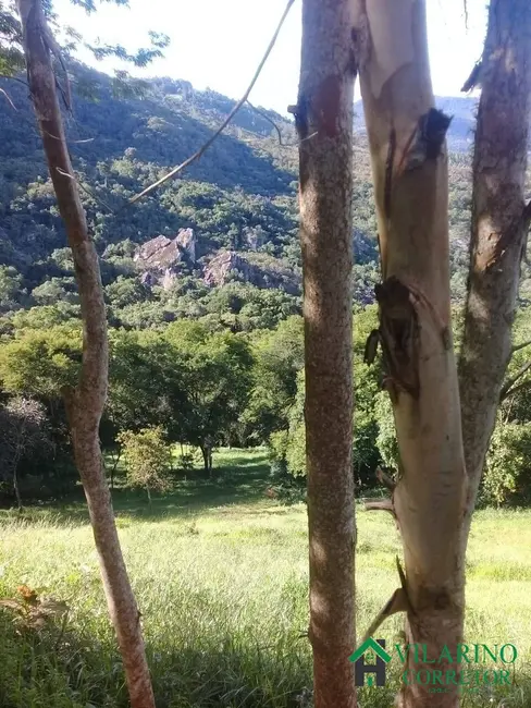 Sítio / Rancho com 3 quartos à venda, 250m2 em Conceicao Do Mato Dentro - MG - imagem 8 Foto 8 de Sítio / Rancho com 3 quartos à venda, 250m2 em Conceicao Do Mato Dentro - MG