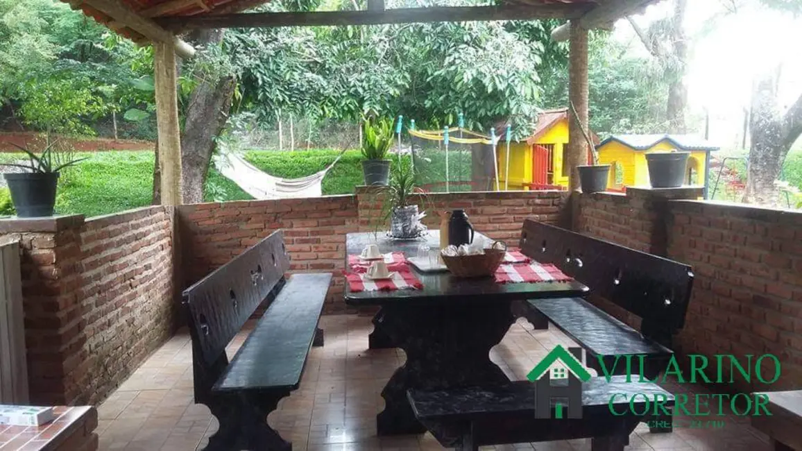 Sítio / Rancho com 9 quartos à venda, 560m2 em Esmeraldas - MG - imagem 4 Foto 4 de Sítio / Rancho com 9 quartos à venda, 560m2 em Esmeraldas - MG