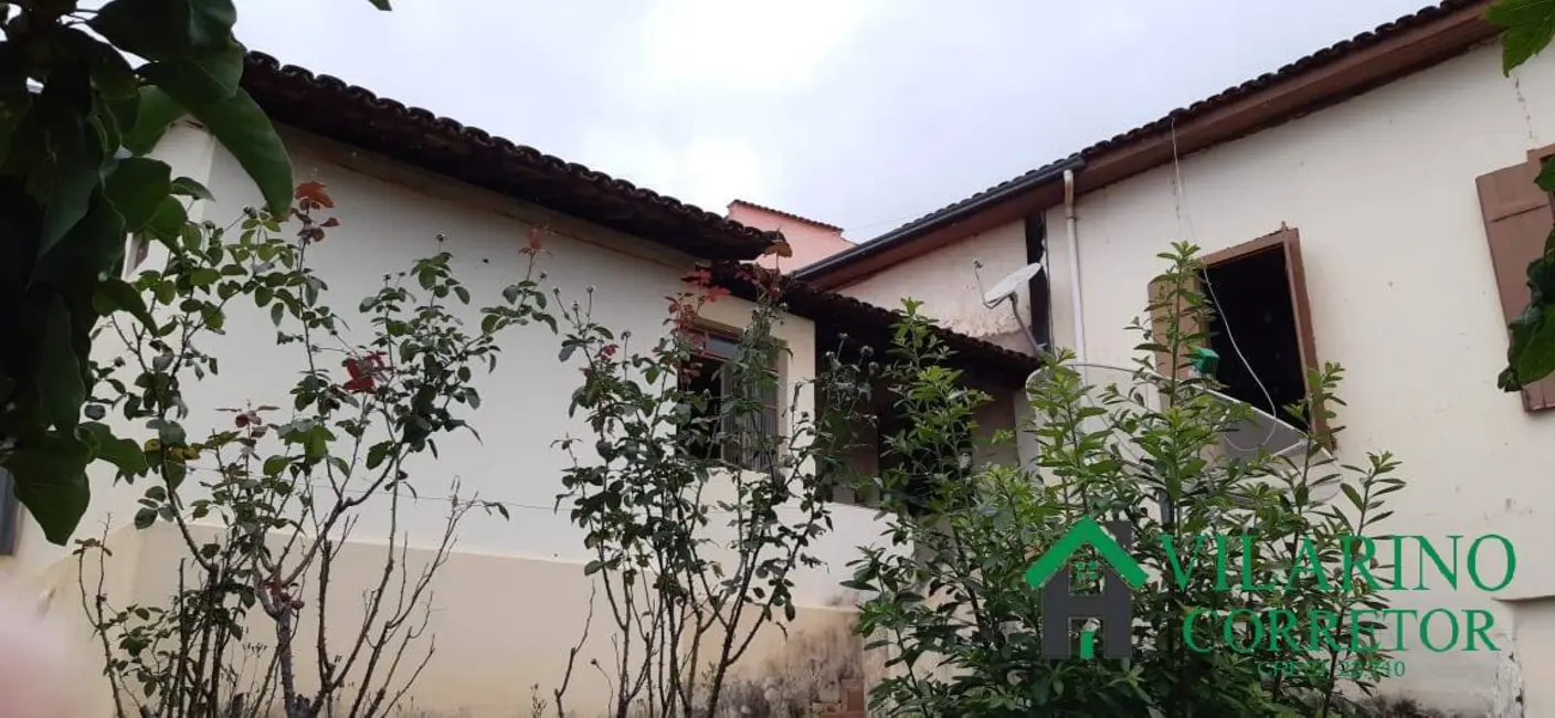 Foto 2 de Casa com 7 quartos à venda, 811m2 em Centro, Pecanha - MG