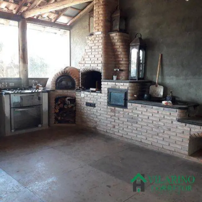 Sítio / Rancho com 5 quartos à venda, 750m2 em Prudente De Morais - MG - imagem 4 Foto 4 de Sítio / Rancho com 5 quartos à venda, 750m2 em Prudente De Morais - MG