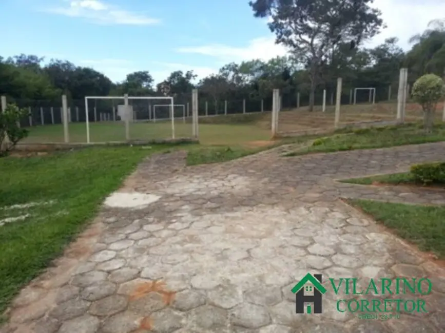 Sítio / Rancho à venda, 1000m2 em Jaboticatubas - MG - imagem 4 Foto 4 de Sítio / Rancho à venda, 1000m2 em Jaboticatubas - MG