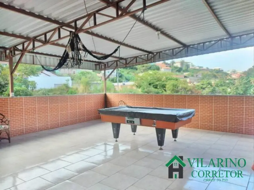 Casa com 5 quartos à venda, 230m2 em Madri, Belo Horizonte - MG - imagem 2 Foto 2 de Casa com 5 quartos à venda, 230m2 em Madri, Belo Horizonte - MG