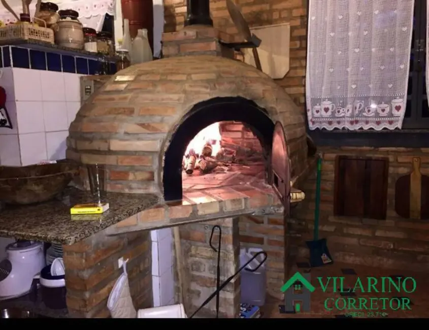 Sítio / Rancho com 3 quartos à venda, 600m2 em Jaboticatubas - MG - imagem 4 Foto 4 de Sítio / Rancho com 3 quartos à venda, 600m2 em Jaboticatubas - MG