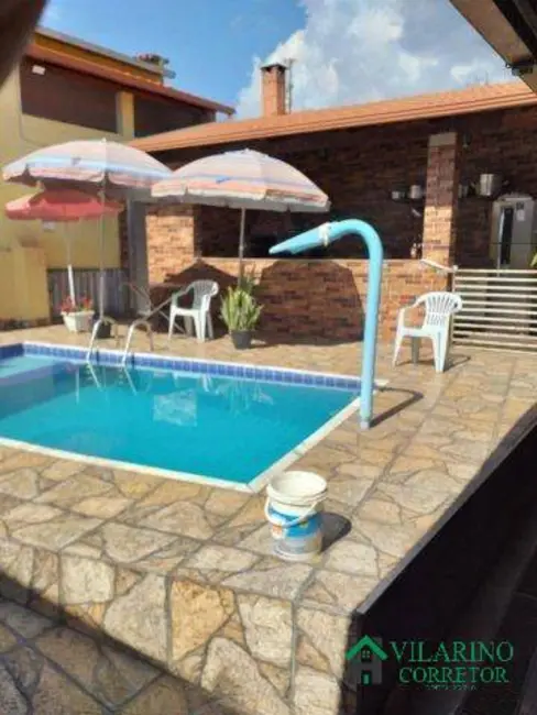 Foto 1 de Casa com 5 quartos à venda, 360m2 em Ibirite - MG