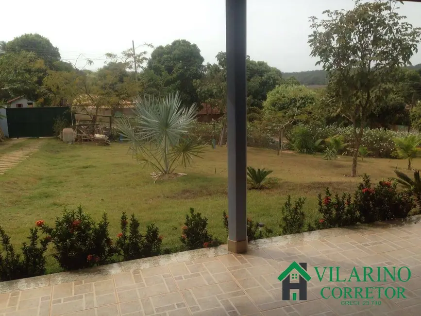 Casa com 3 quartos à venda, 1400m2 em Morada Nova De Minas - MG - imagem 3 Foto 3 de Casa com 3 quartos à venda, 1400m2 em Morada Nova De Minas - MG