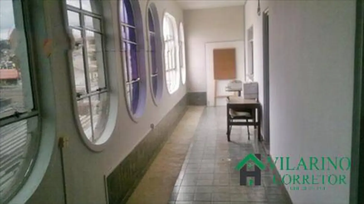 Casa com 6 quartos à venda em Centro, Pedro Leopoldo - MG - imagem 9 Foto 9 de Casa com 6 quartos à venda em Centro, Pedro Leopoldo - MG