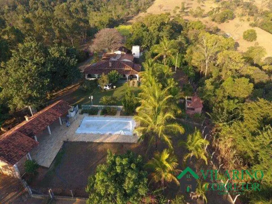 Foto 2 de Fazenda / Haras com 6 quartos à venda, 400m2 em Centro, Pedro Leopoldo - MG